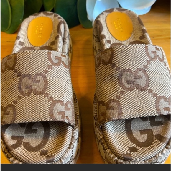 Gucci Shoes - Gucci slides